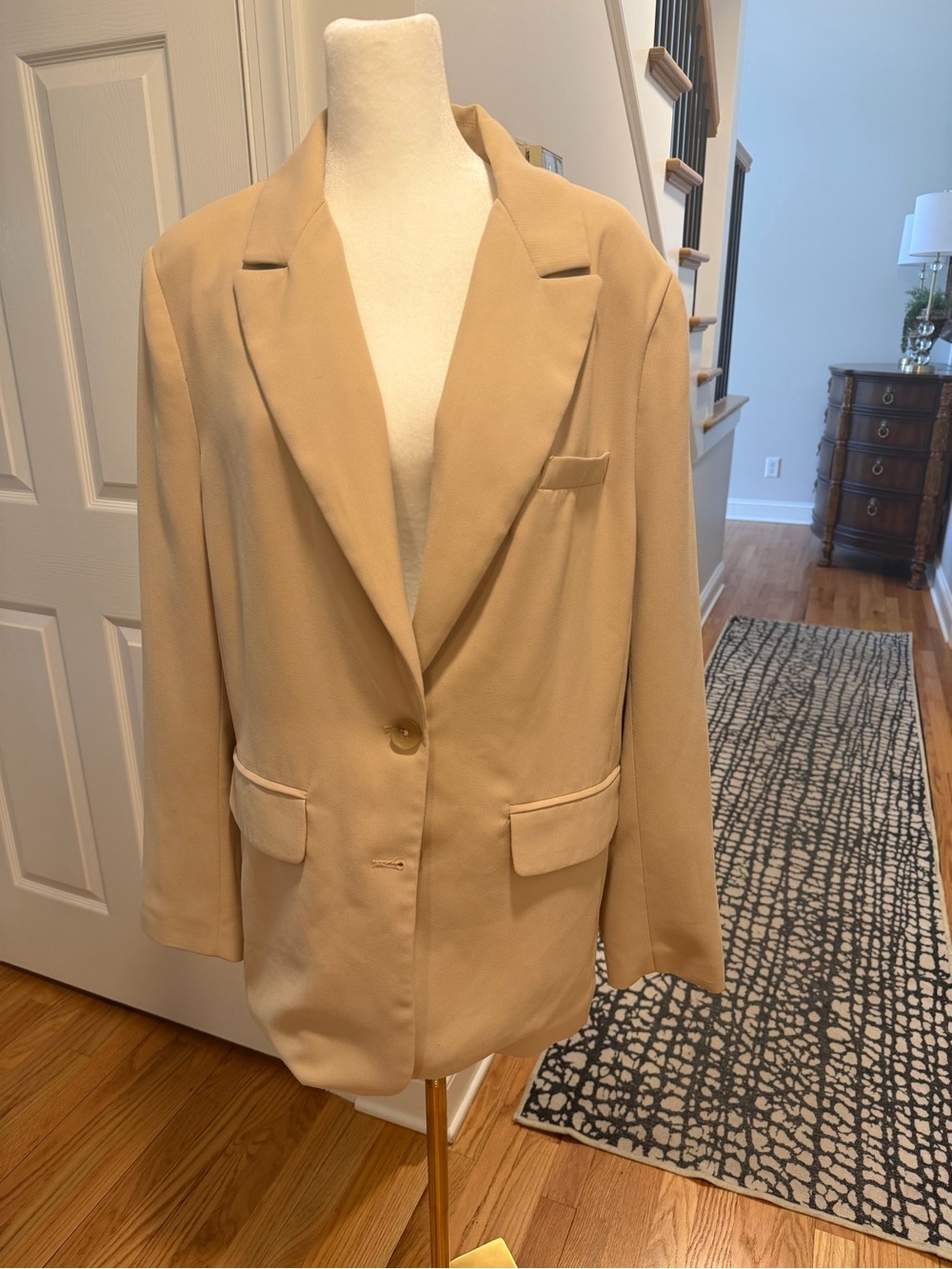 Classic Women's Cream/Kaiki Blazer Jacket - Picture 3 of 8